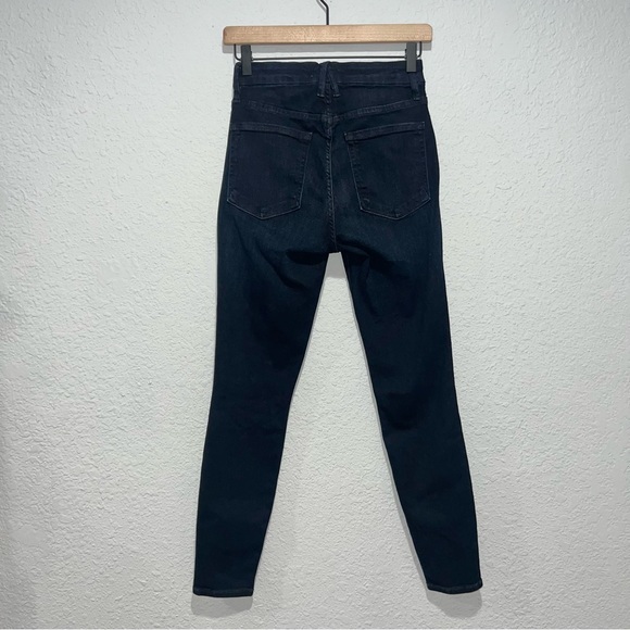 Good American Good Legs Skinny Crop Jean - Picture 5 of 8